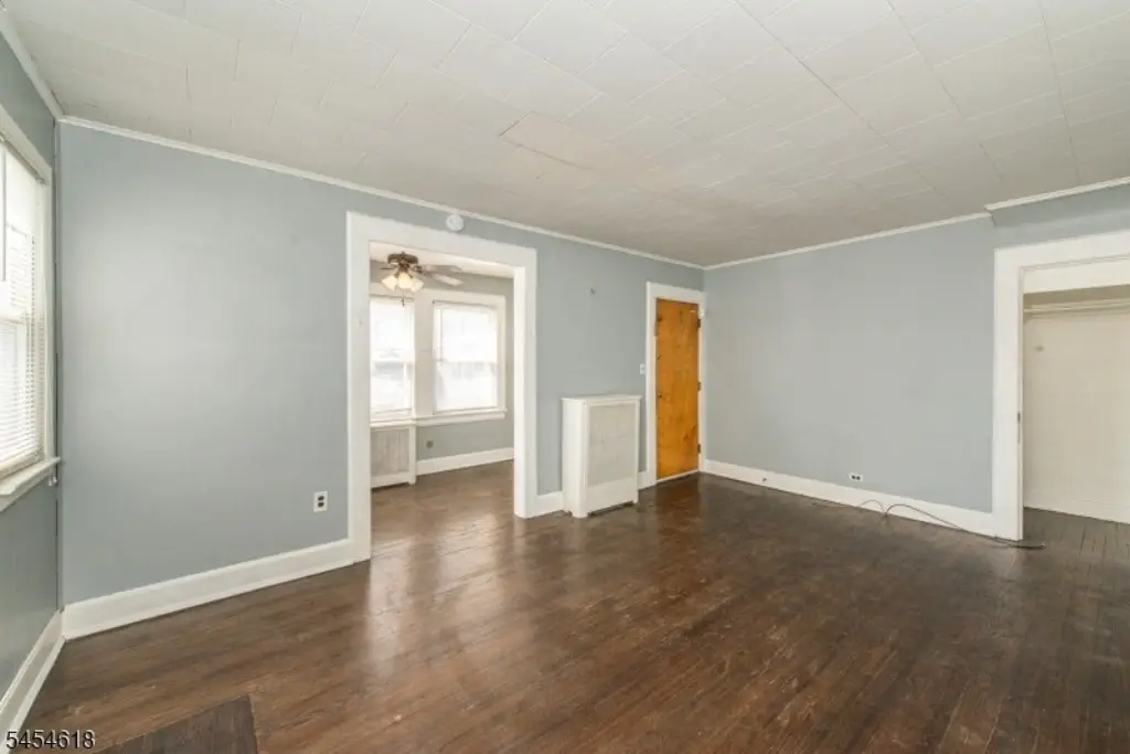 Picture 9