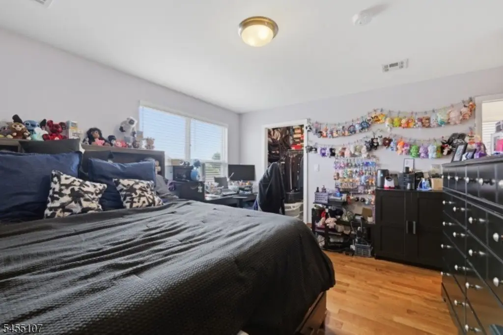 Picture 25