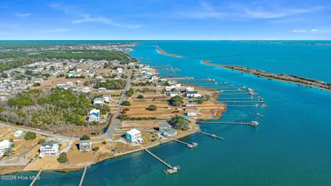 Soundfront Lot in Newport, NC