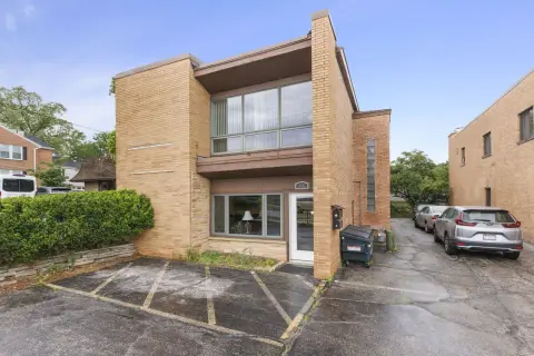 Wheaton Mixed-Use Property For Sale