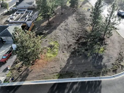 Residential Lot in Whispering Pines