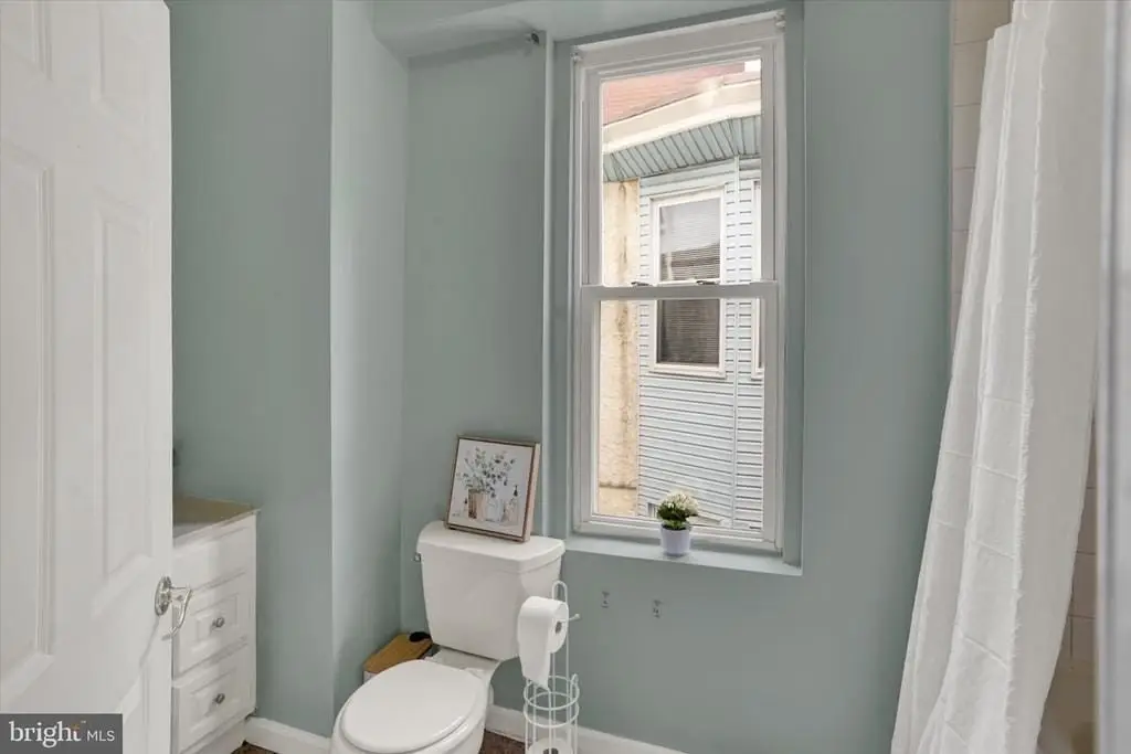 Picture 19