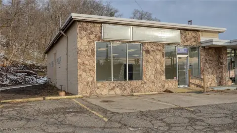 Versatile Commercial Space in Cambridge