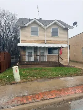 Akron Duplex Near Downtown