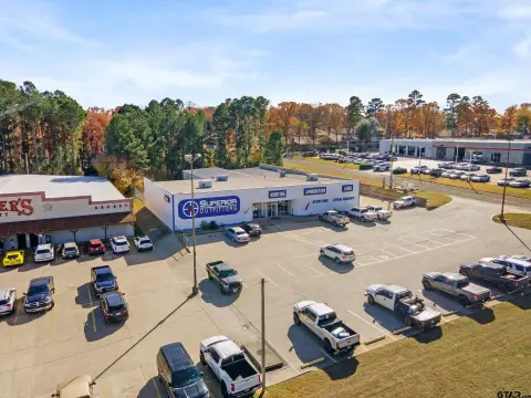 Retail Building on Loop 281