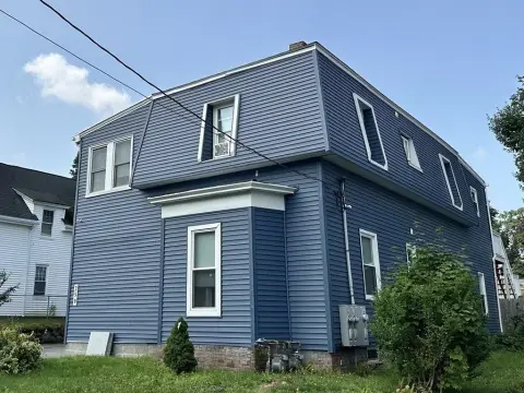 Duplex with Oversized Garage