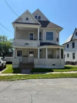 Duplex With Garage