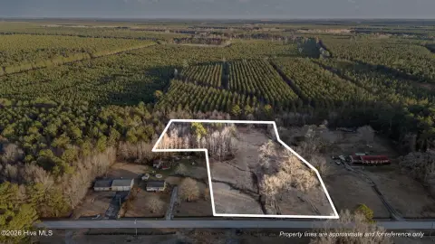 Land in Ernul, North Carolina