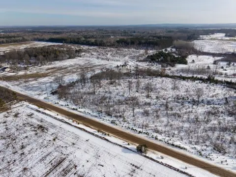 Secluded Land Near Pentwater