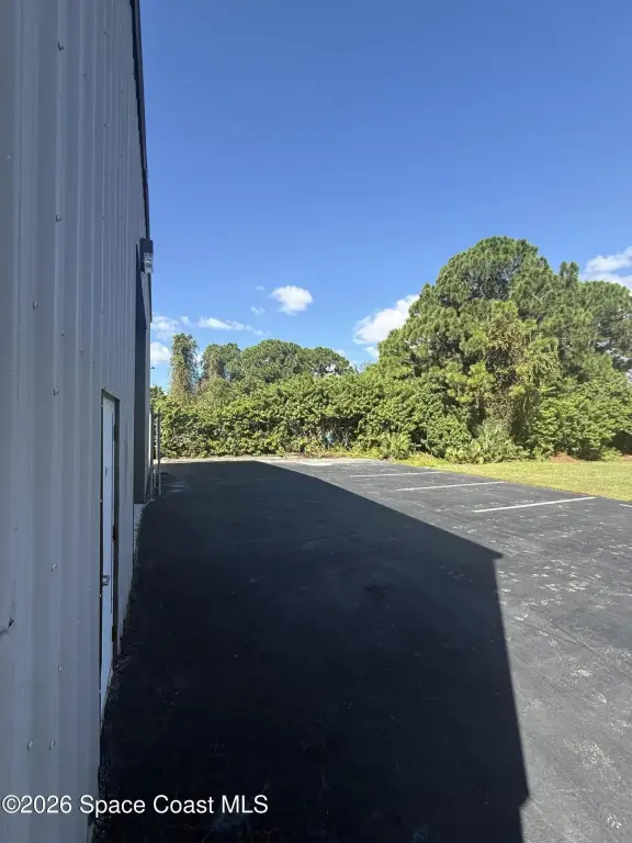 Picture 16