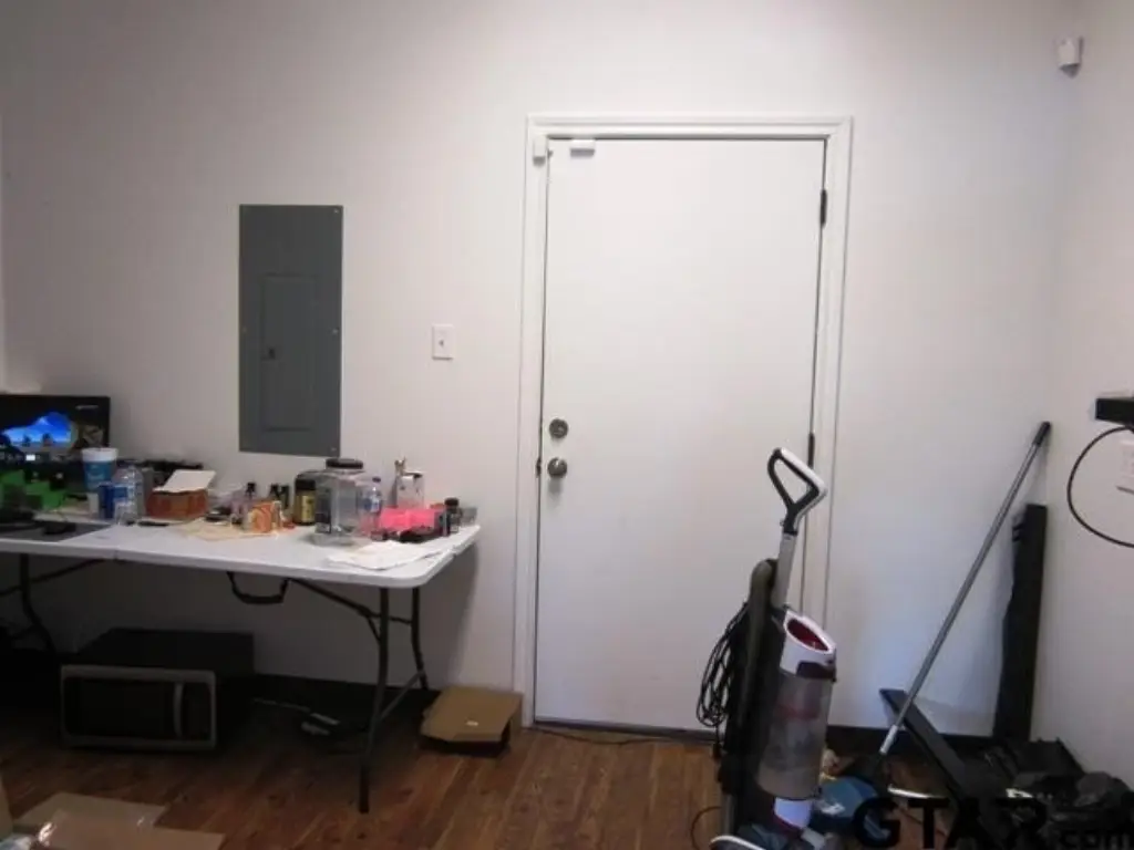 Picture 11