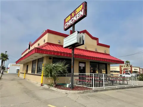Restaurant with Drive-Thru Potential