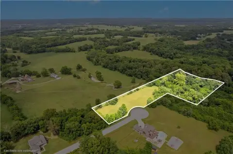 Residential Land in Pea Ridge