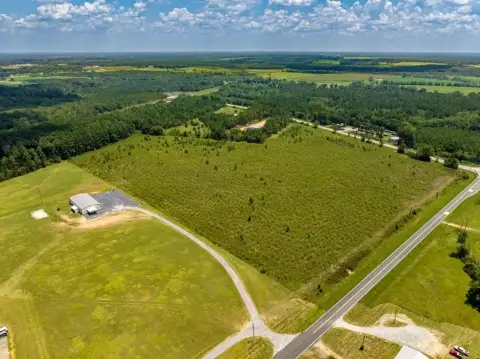 20-Acre Development Lot Near Amenities