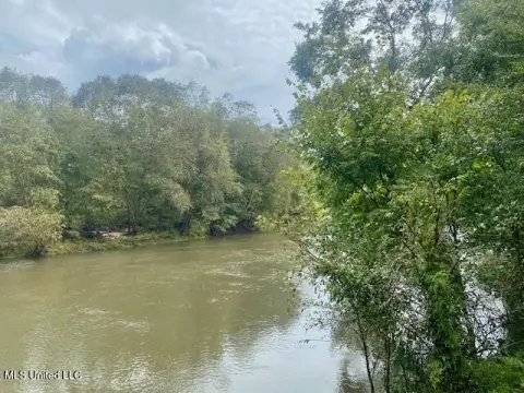 Riverfront Lot in Pike County