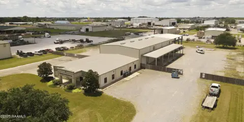 Renovated Industrial Facility For Lease