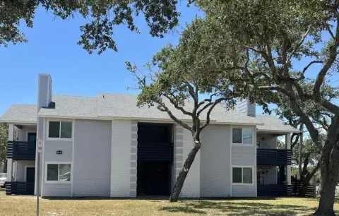 Quadplex With Private Entries