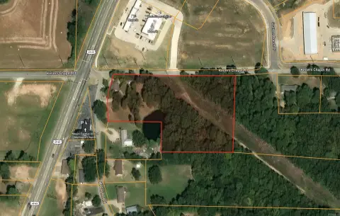 Commercial Land at Signalized Corner