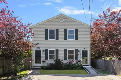 Two-Unit Condo Building in Jamestown