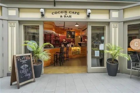 Established Bar with Liquor License