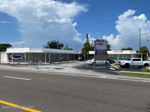 Storefront Suite with Parking