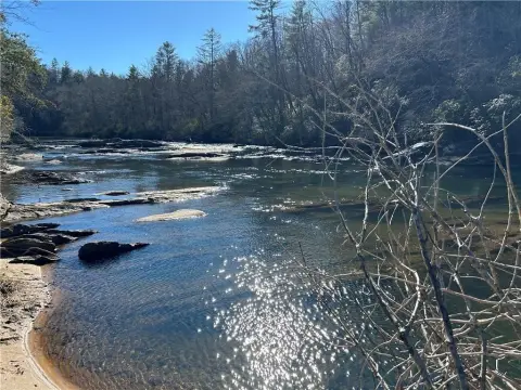 105 Acres on Chattahoochee River