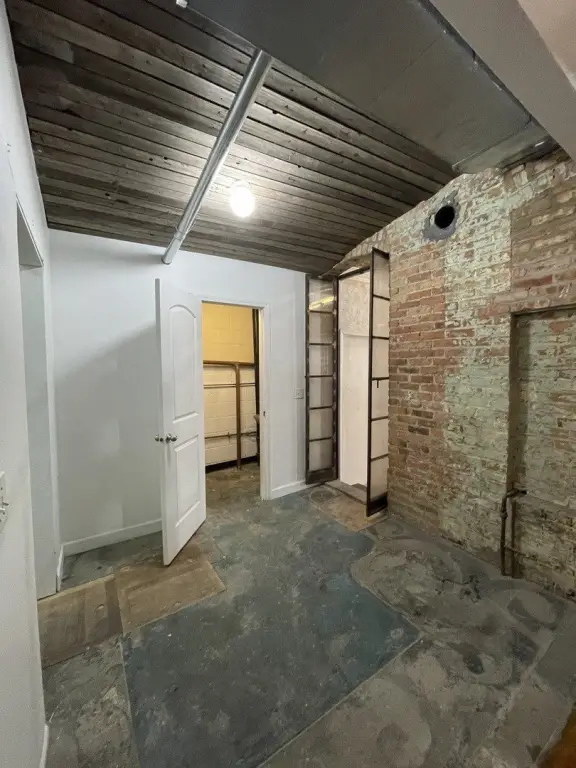 Picture 19