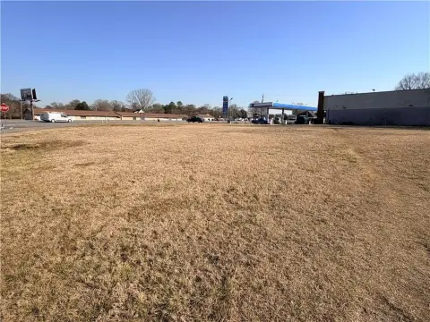 Commercial Lot on Highway 41