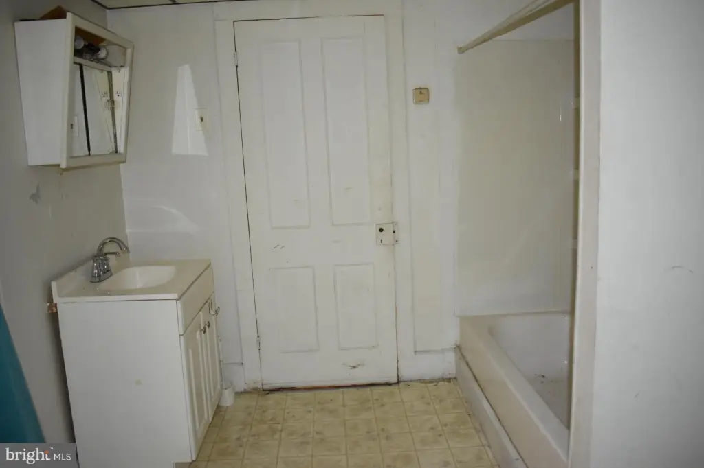 Picture 23