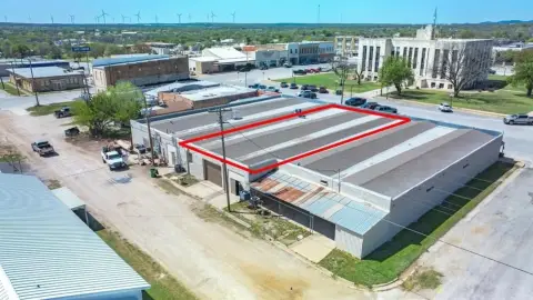 Jacksboro Warehouse on Courthouse Square