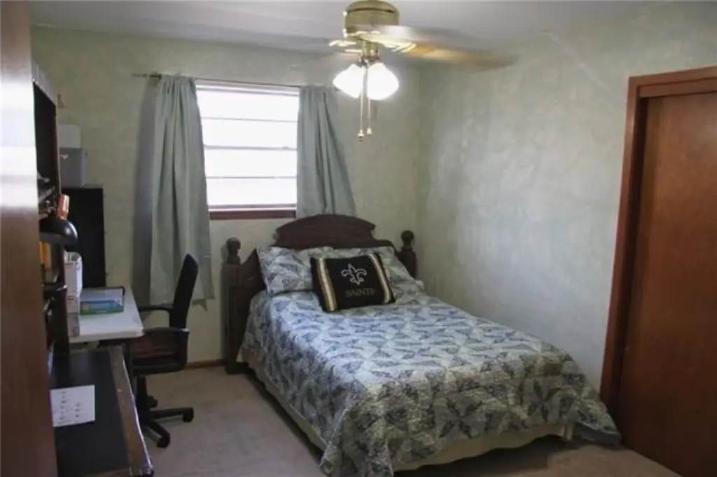 Picture 11