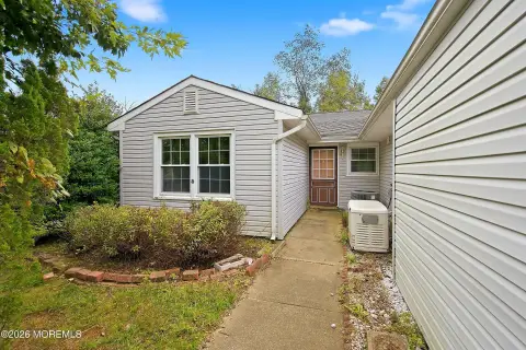 Ranch Duplex with Whole-House Generator