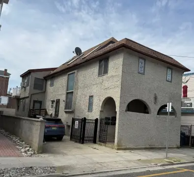 Wildwood Four-Plex Investment Opportunity