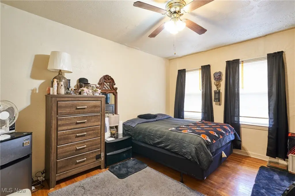 Picture 12