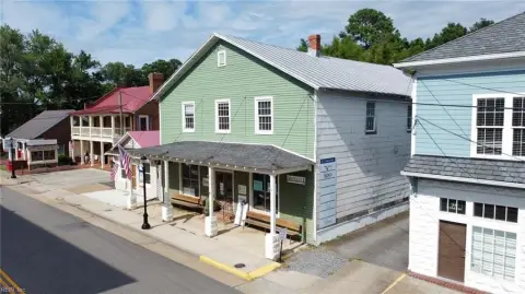 Historic Urbanna Commercial Building For Sale