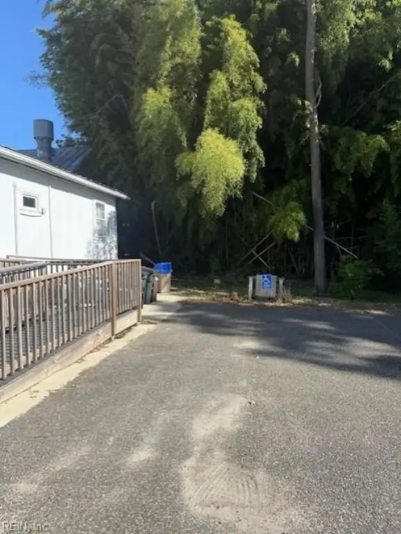 Picture 19