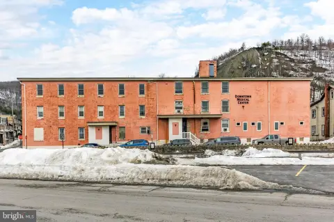 Multi-Story Brick Building in Shamokin