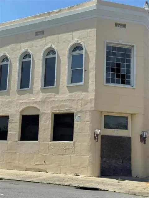 Historic Downtown Brunswick Mixed-Use Property