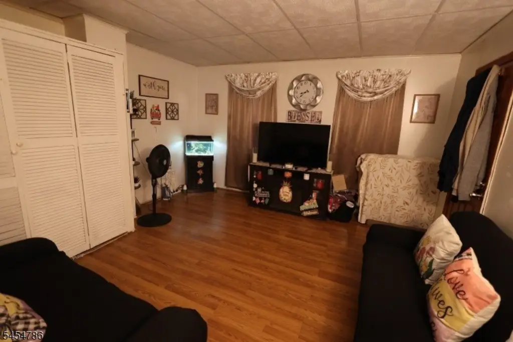 Picture 6