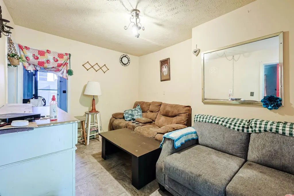 Picture 17