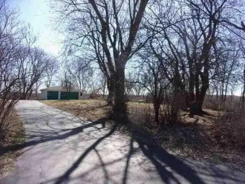 Residential Lot in Pewaukee, WI