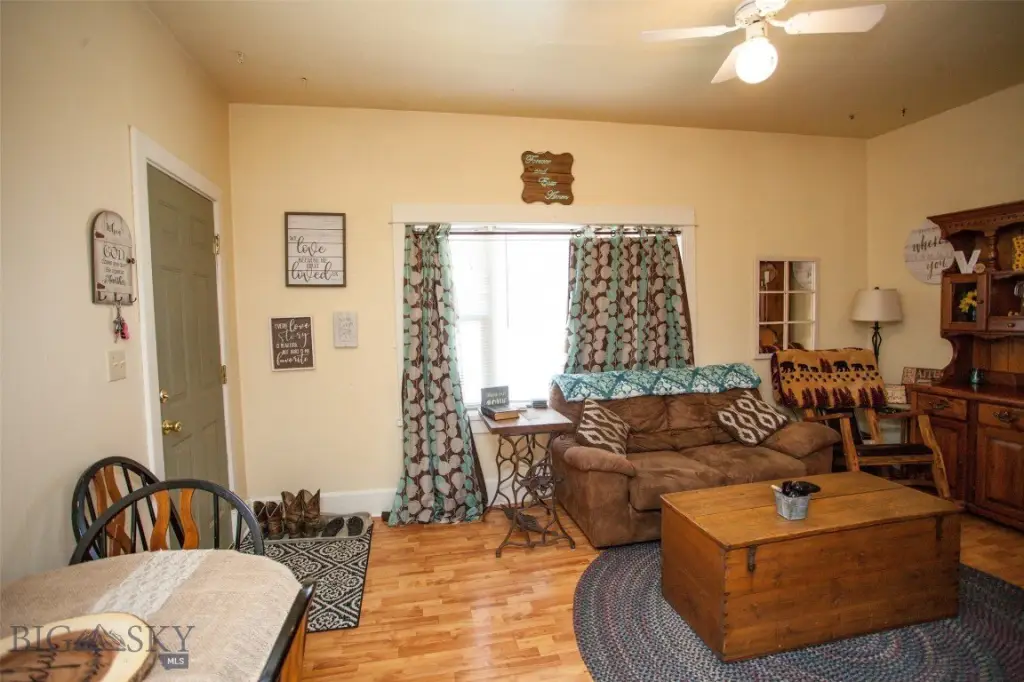 Picture 18