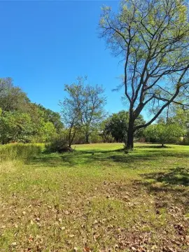 Residential Lots in Sulphur Springs