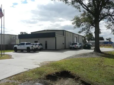 Well-Maintained Industrial Space Available