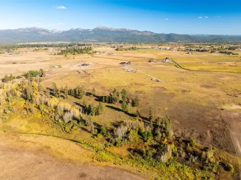 Level Homesite with 360 Views