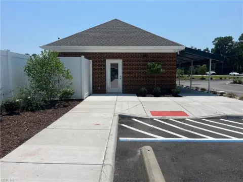 Modern Office Space in Carrollton