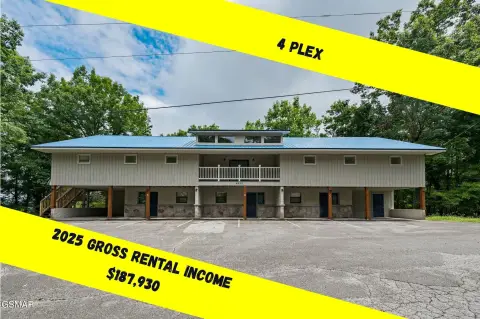 Renovated Quadplex with Mountain Views