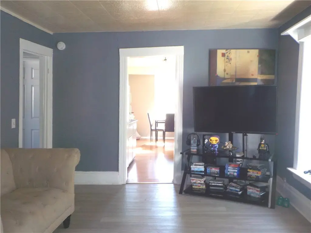 Picture 11