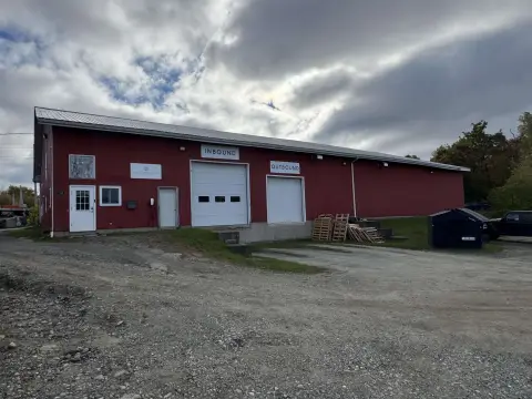 Industrial Building in Prime Location