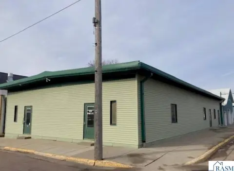 Downtown Nicollet Commercial Spaces Available